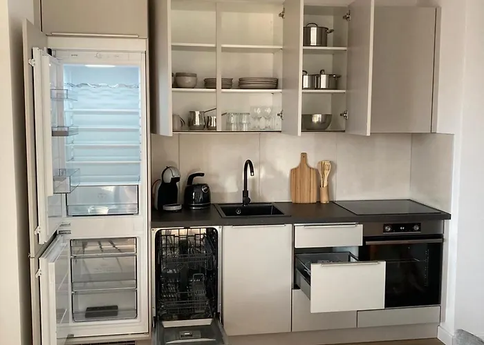 Luxury A&d Apartment *