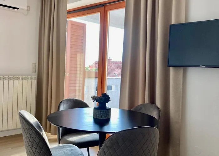 Luxury A&d Apartment Njivice